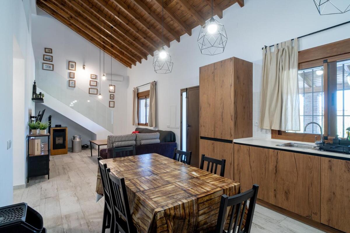 De Diseno Con Piscina Y Barbacoa *