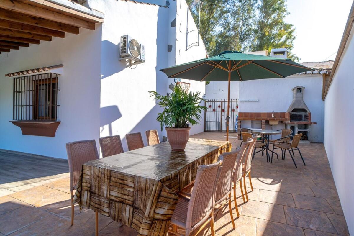 De Diseno Con Piscina Y Barbacoa Malaga